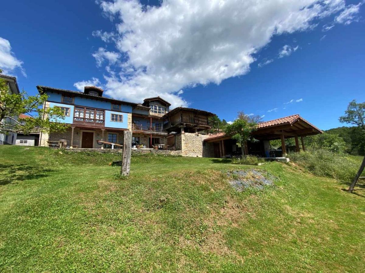 Casa Rural El Bohío Arriondas Exterior foto